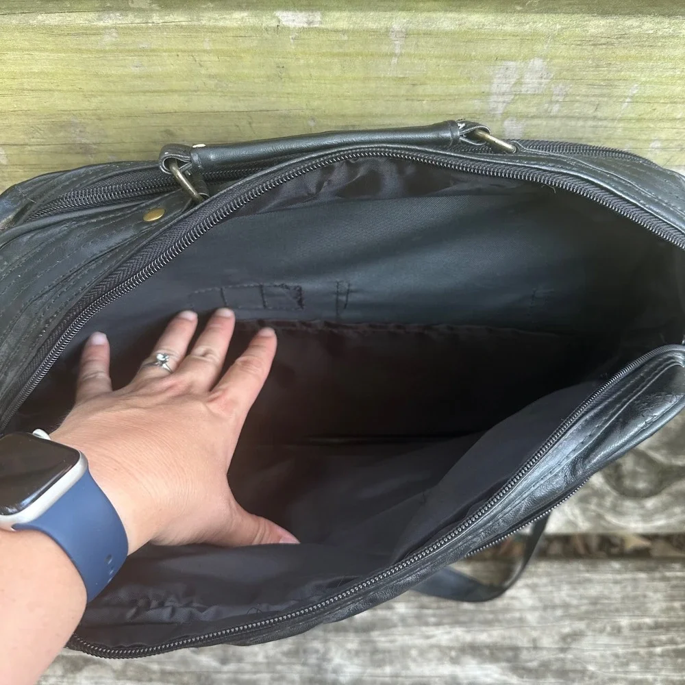 Maxam Black Lambskin Leather Mosaic Messenger Bag Briefcase New With Tags
